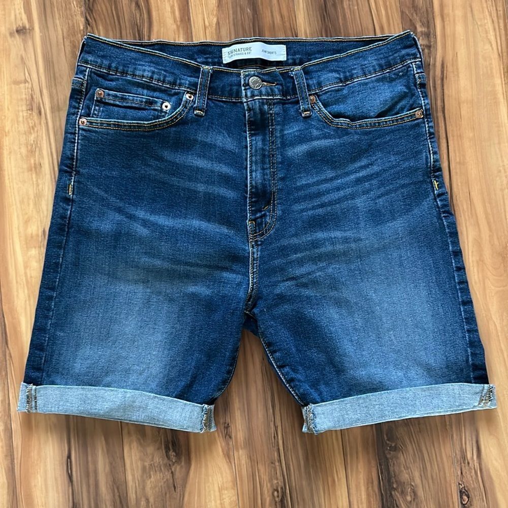 Levi’s Signature Jean Shorts - Picture 7 of 8